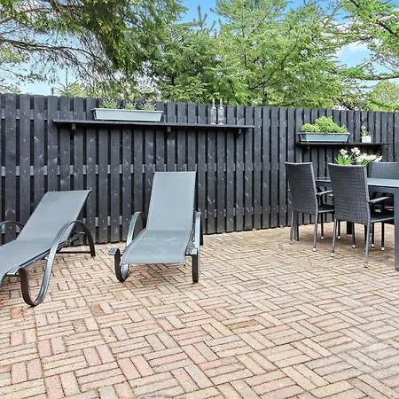 Holiday home Laurin - 600m From The Sea In Western Jutland By Interhome *