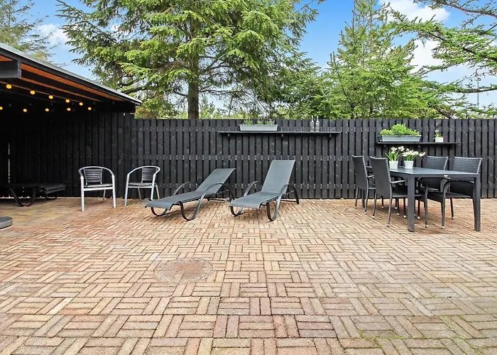 Laurin - 600m From The Sea By Interhome Holiday home