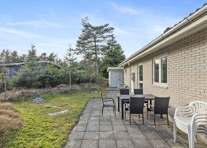 Laurin - 600m From The Sea By Interhome Holiday home